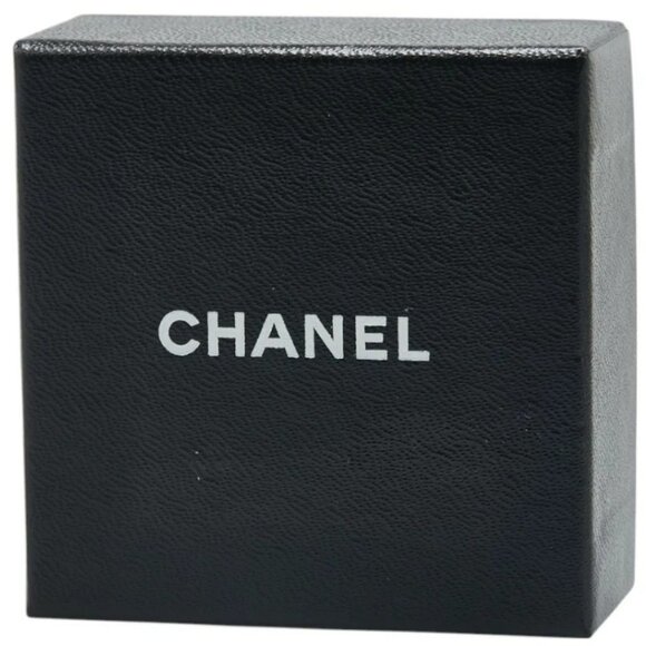 CHANEL CC Logos Black Round Chain Clip-On Earrings Gold Tone 95P Auth w/Box - Picture 6 of 6